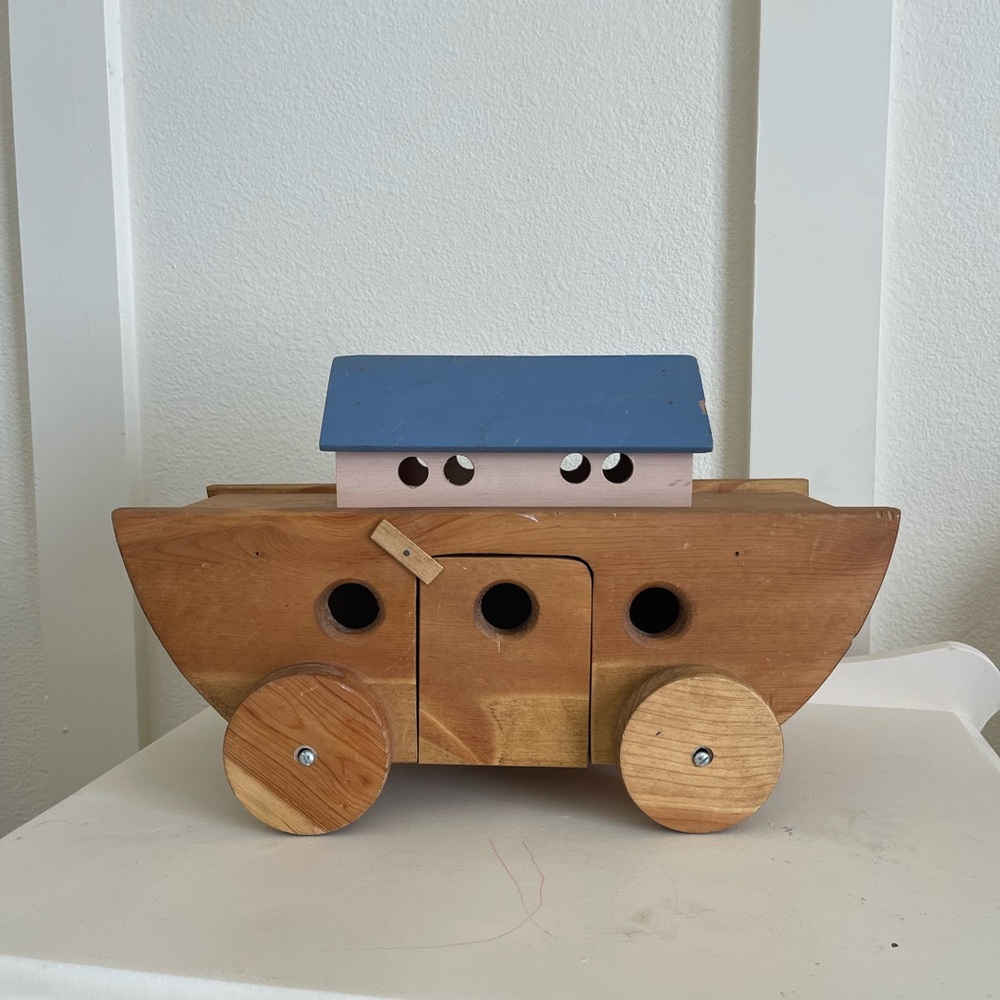 Wooden Noah's Ark Playset - Picture 3 of 6
